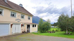 Elvebakk Bed & Breakfast